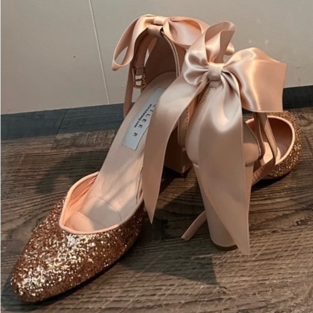 Brand new, never worn, size 6 Kailee P heels. About a 4 inch heel, rose gold.